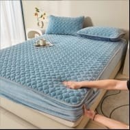 DRAP HOUSSE MATELASSÉ AVEC 2 OREILLERS