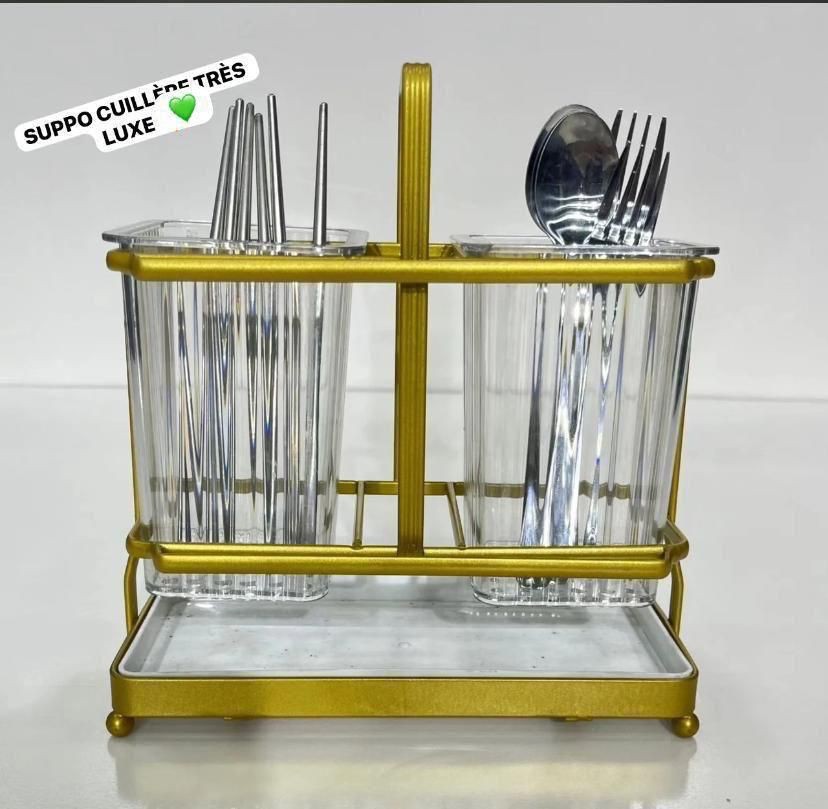 Rangement cuillères, fourchettes et couteaux