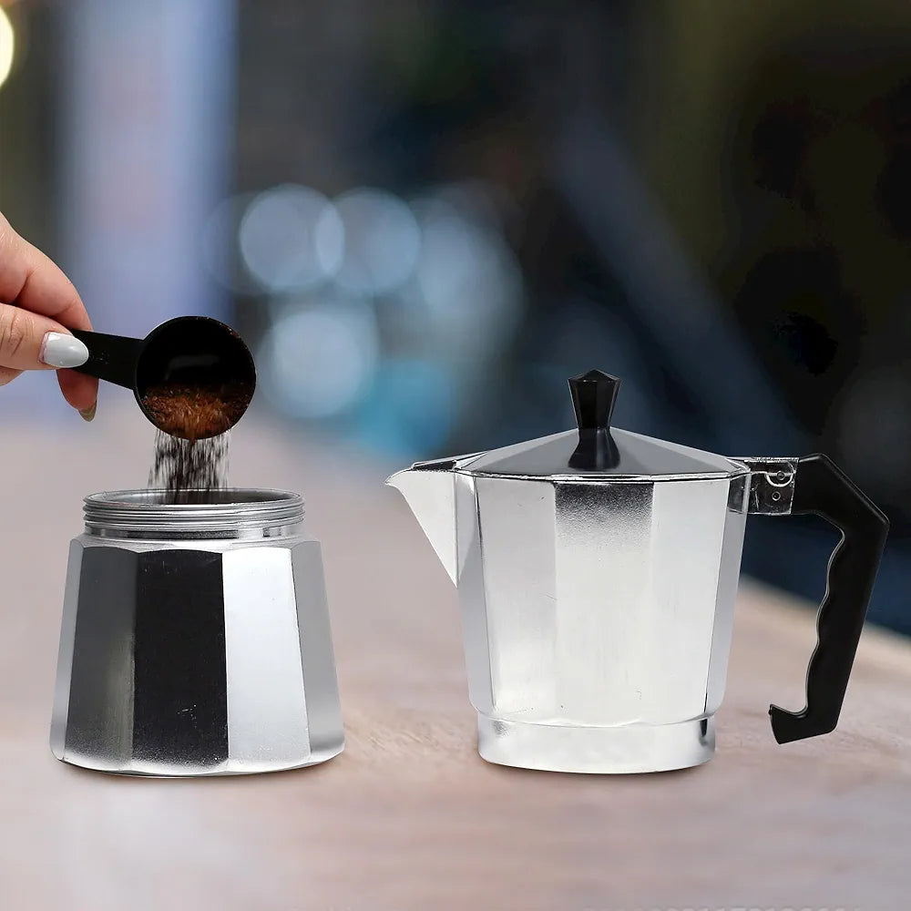 Cafetière Italienne de capacité 12 Tasses - En Aluminium