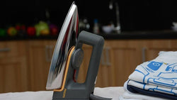 Fer à repasser électrique à l'ancienne, fer électrique