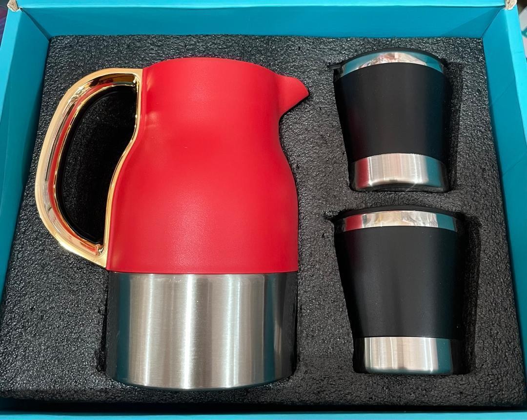 Ensemble Thermos  isotherme avec 2 tasses